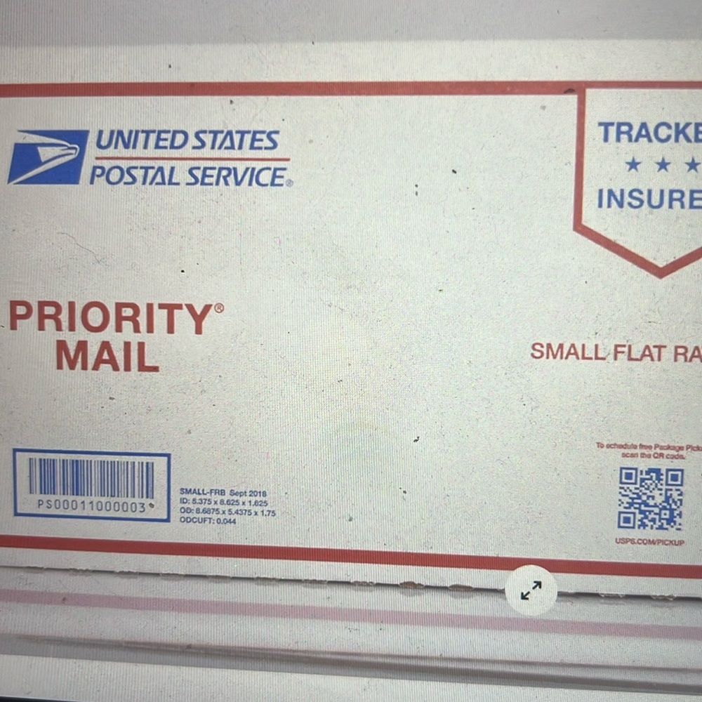 Shipping label for @bedazzled0140
